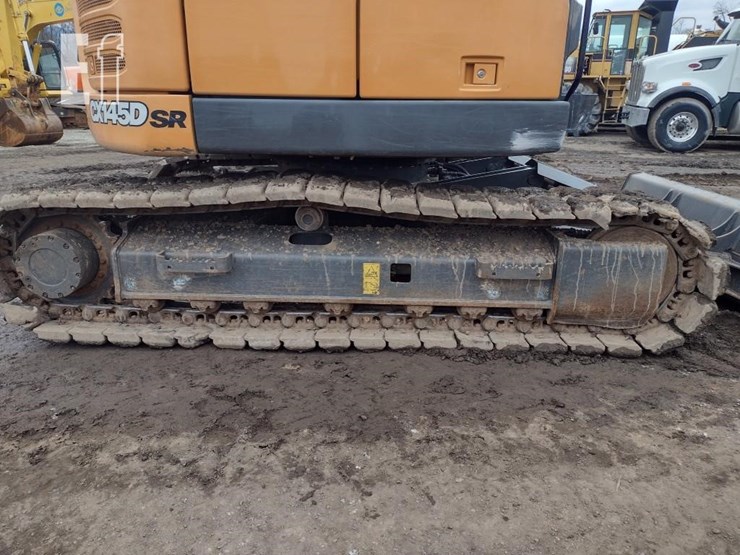 2022-case-cx145d-msr-image-35