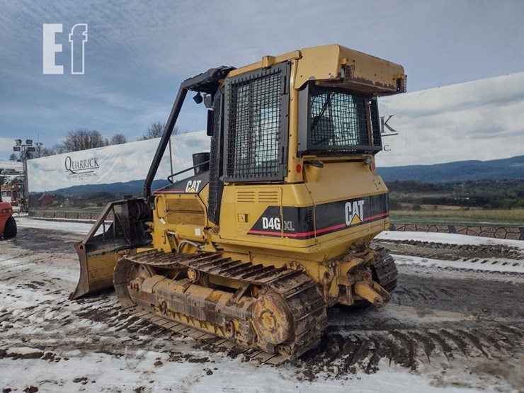 2005-caterpillar-d4g-xl-image-49