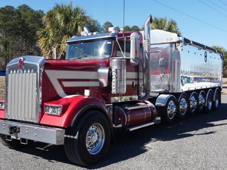 2018-kenworth-w900-image-1