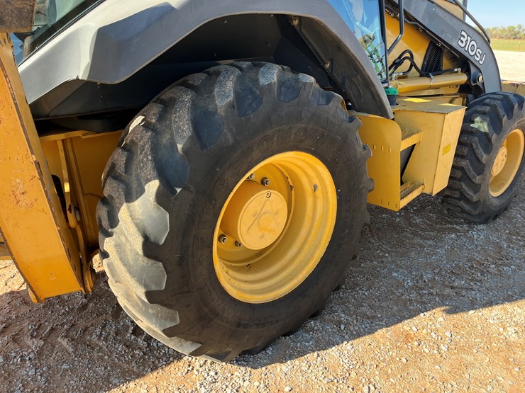 2012-deere-310sj-image-10