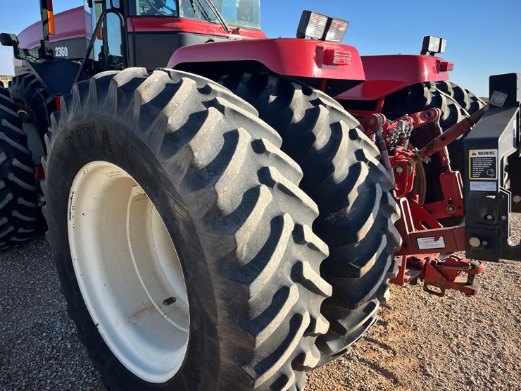 2004-versatile-2360-image-17