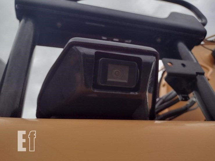 2022-case-cx145d-msr-image-46