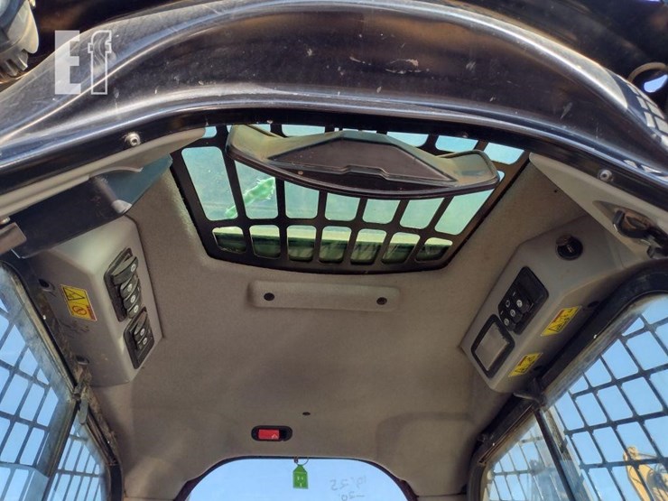 2019-caterpillar-299d2-xhp-image-13