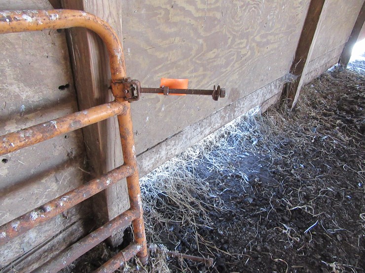 #8977-•-sioux-5'-gate-image-2