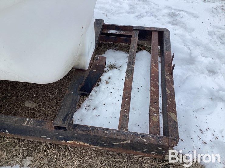 1,000-gallon-water/liquid-fertilizer-tank-on-stand-image-15