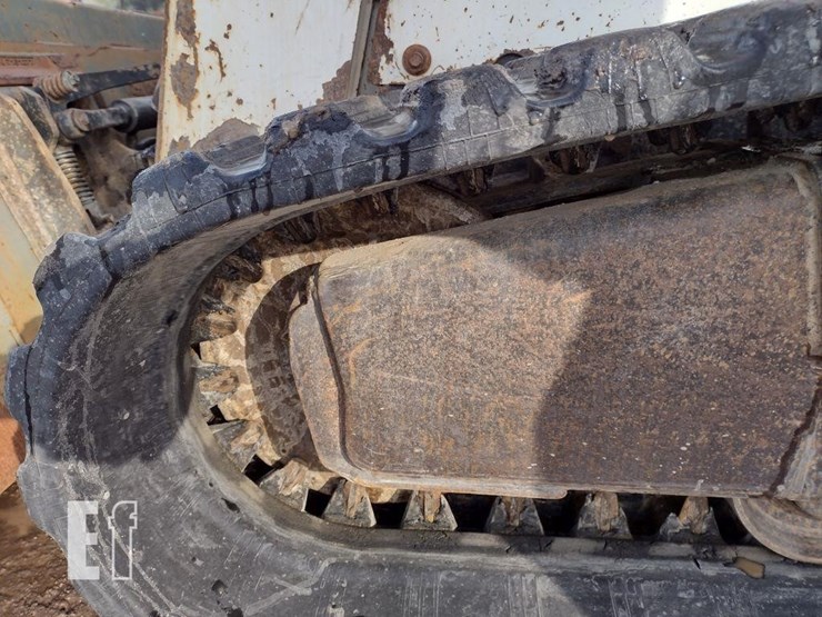 2014-bobcat-t750-image-25