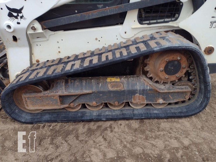 2017-bobcat-t740-image-21