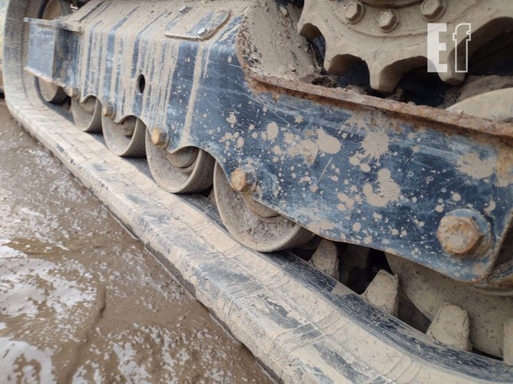 2017-bobcat-t595-image-25