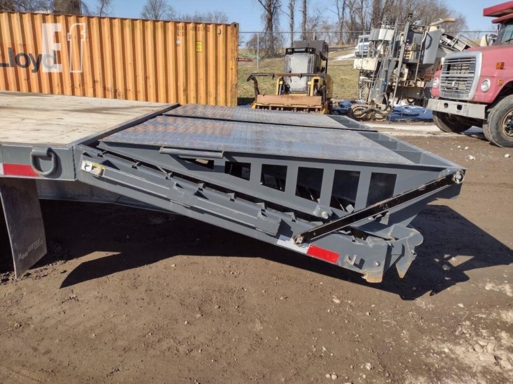 25-doolittle-102x-trailer^title^-image-9