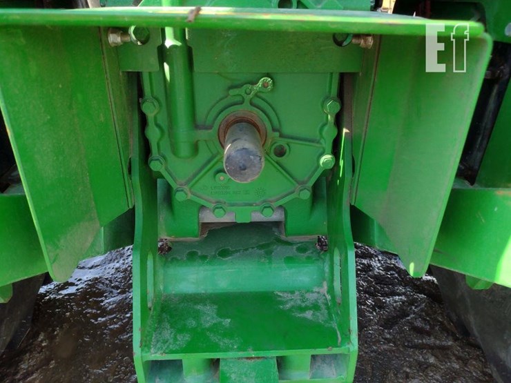 2017-john-deere-4052r-image-26