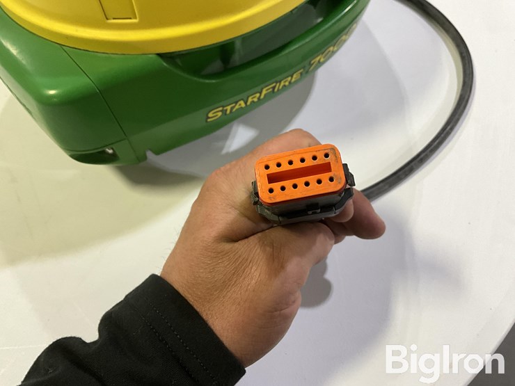 john-deere-7000-image-9