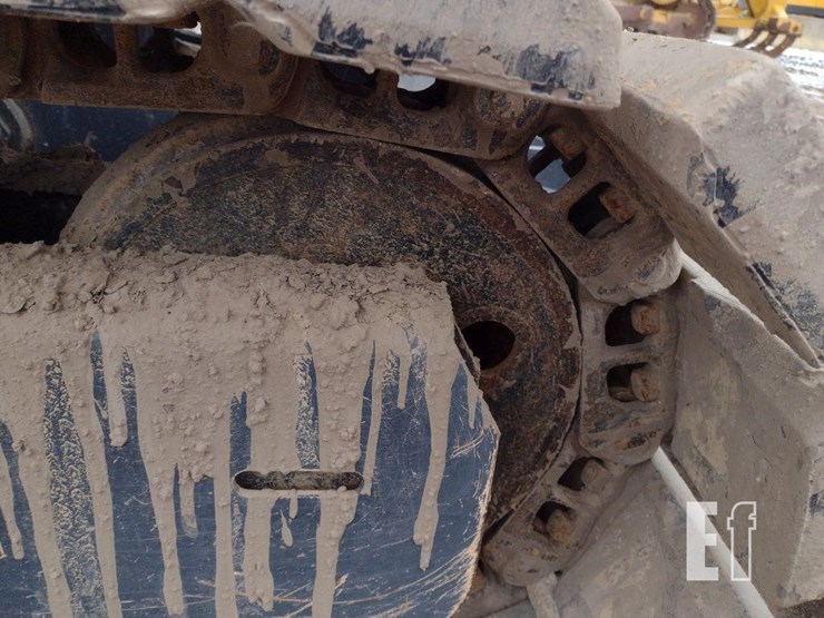 2021-deere-85g-image-41