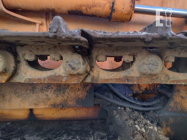 komatsu-d31a-17-image-35