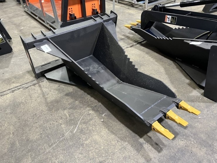 2025-pabreak-bt200-stump-bucket-image-2