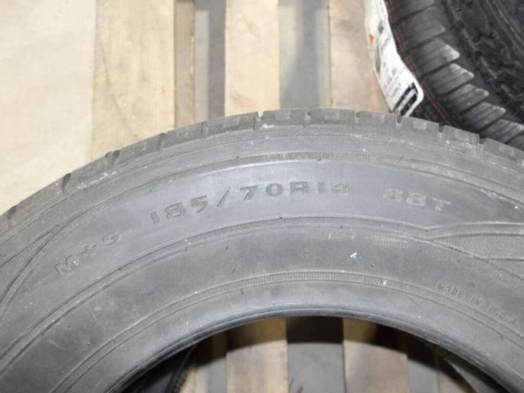 qty-of-(6)-unused-assorted-tire(s)-image-9