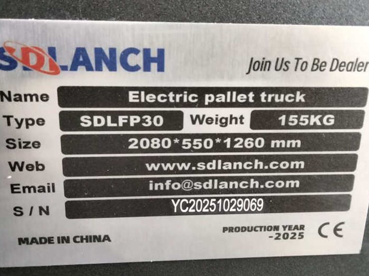 #153-•-motorized-pallet-jack-image-6