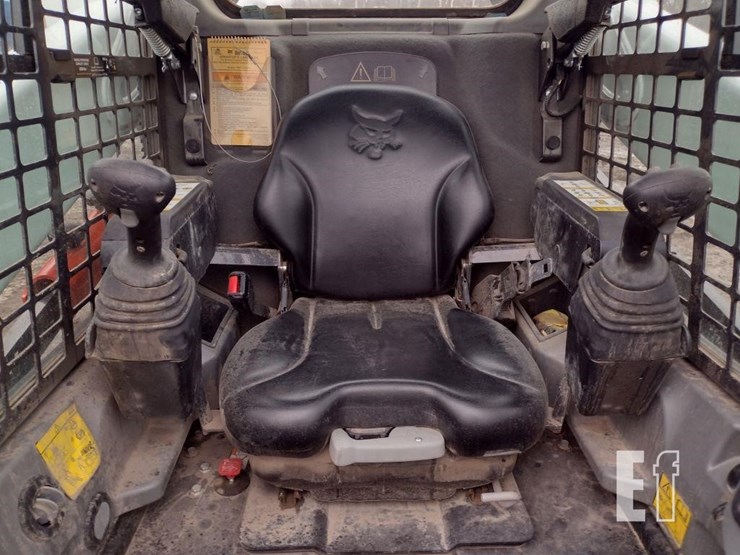 2022-bobcat-t595-image-12