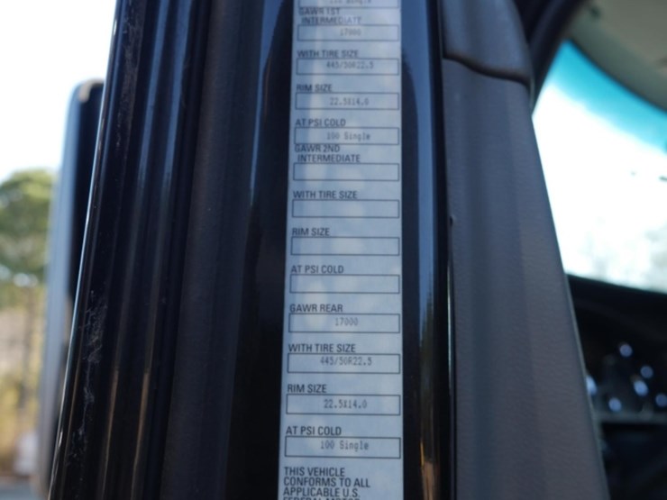 kenworth-t680-image-12