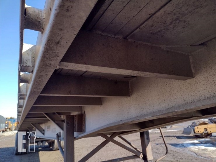 93-ravens-trailer^title^-image-19