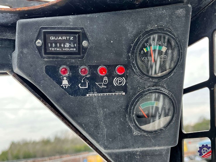 2017-bobcat-s70-image-33