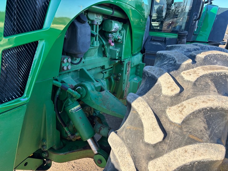 john-deere-8320-image-10