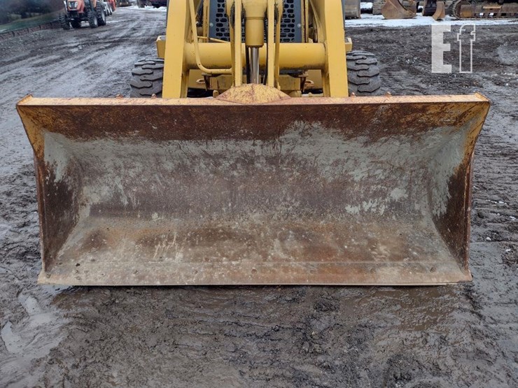 2005-deere-310g-image-16