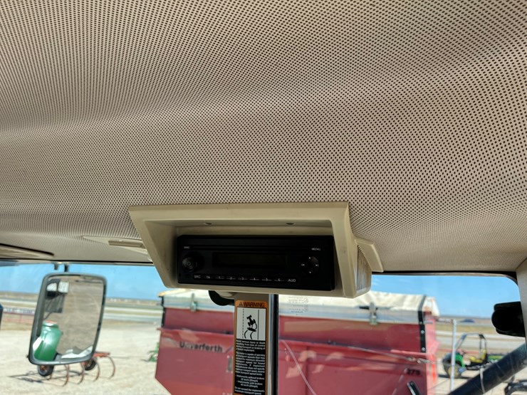 2018-john-deere-6155m-image-22