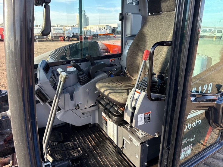 kubota-kx080-image-17