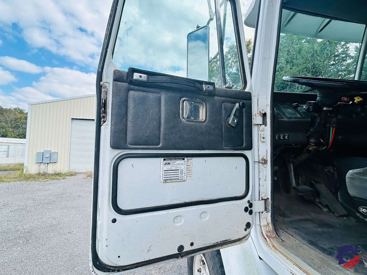 1992-white/gmc-wg-image-74