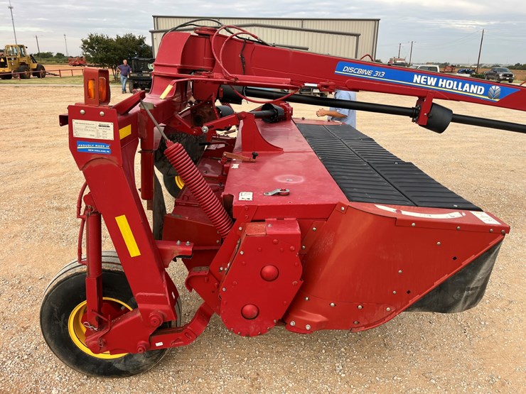 2014-new-holland-313-image-8