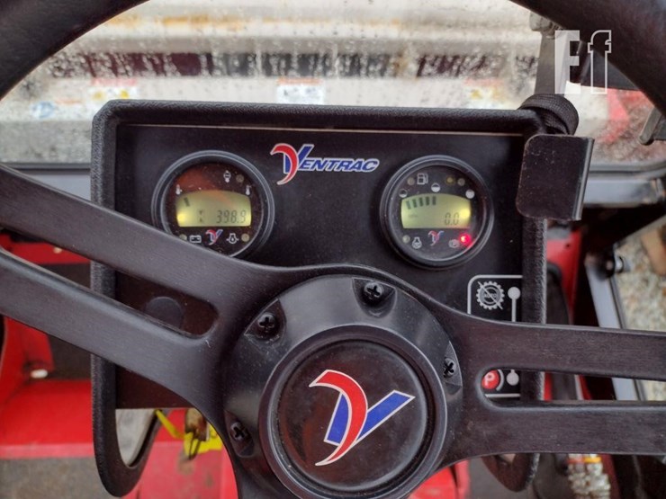 ventrac-3400l-lawn-mower-w/broom-image-7