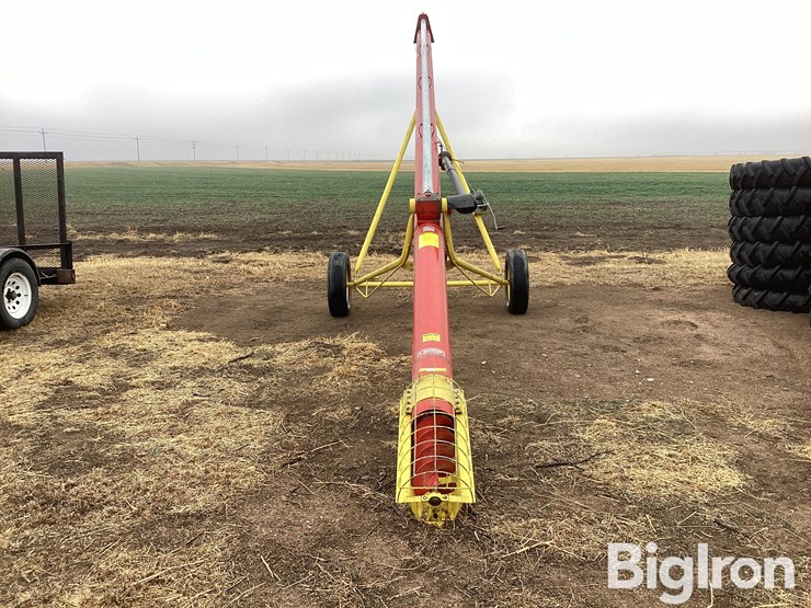 buhler-farm-king-831-image-2