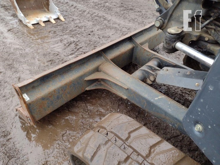 2014-bobcat-e35-image-25