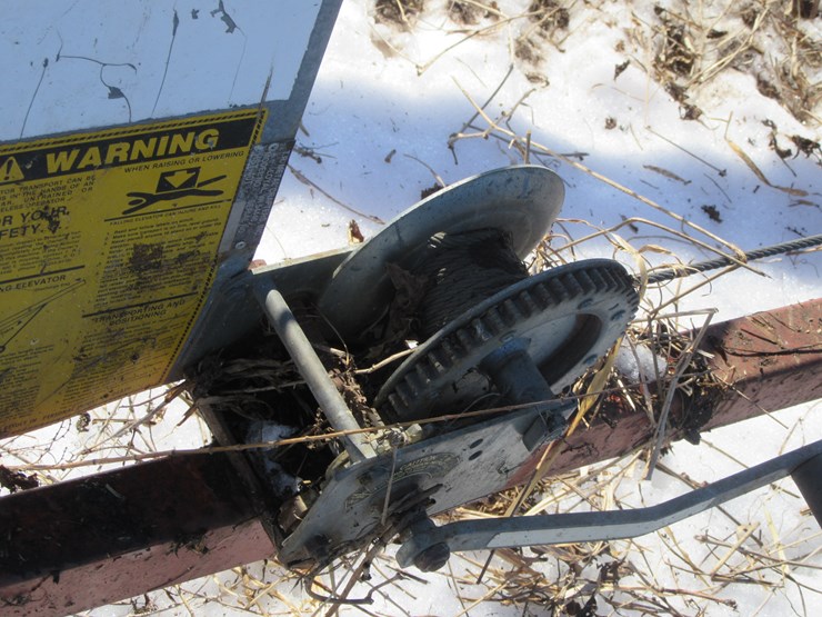 #8960-•-hayrite-52'-hay-elevator-image-7