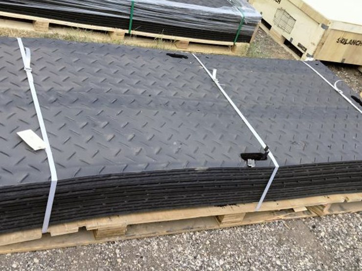 #72-•-(15)-diamond-plated-ground-protection-mats-41"x8'-image-2