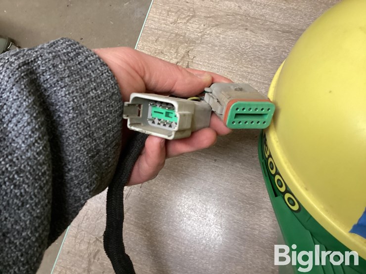 2005-john-deere-starfire-3000-image-9