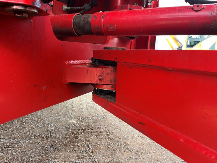 2009-versatile-435-image-23