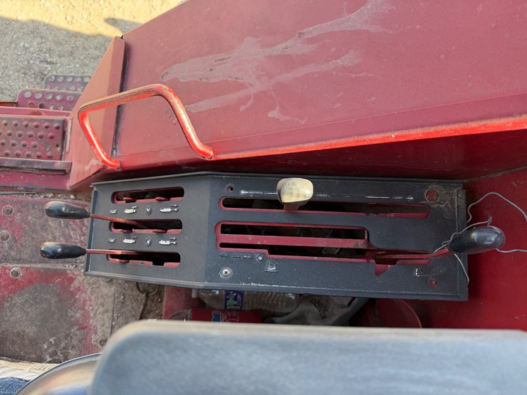 international-986-image-17