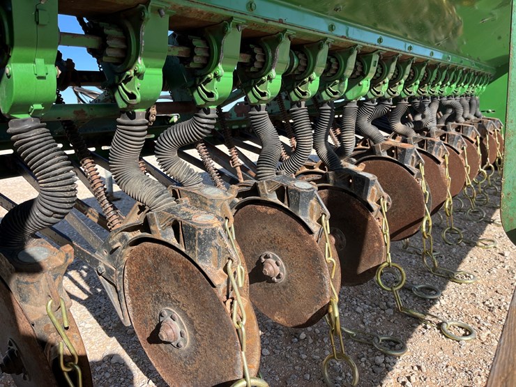 john-deere-8300-image-13