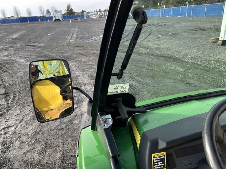 2012-john-deere-gator-xuv-625i-image-22