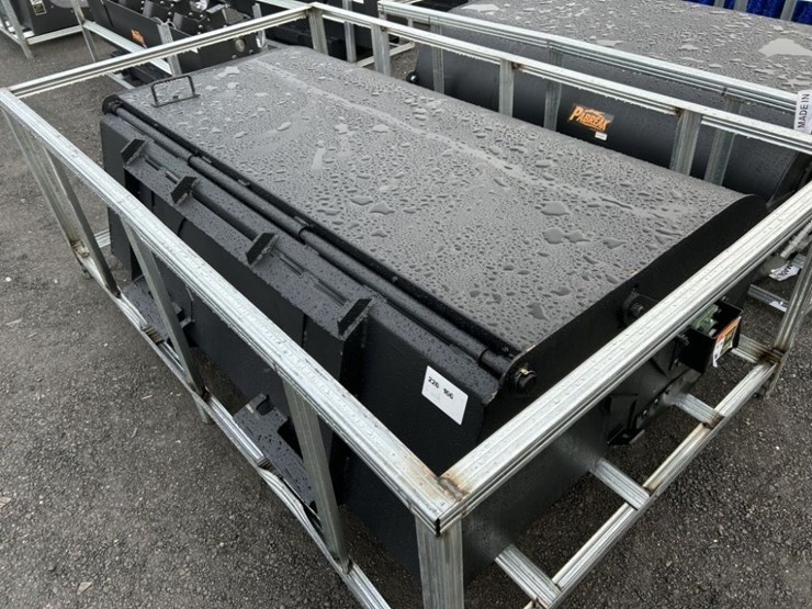 2025-pabreak-72"-box-broom-image-2