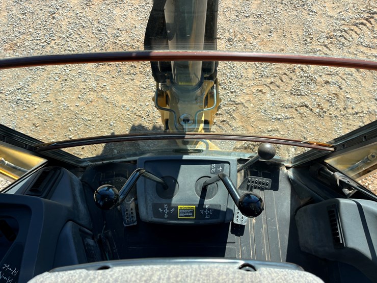 2012-deere-310sj-image-27