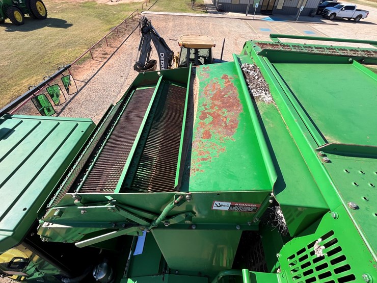 2004-john-deere-7460-image-26