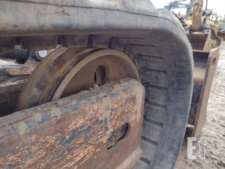 2014-bobcat-e85-image-43