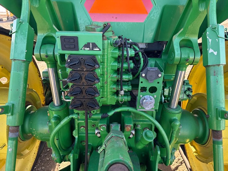 2002-john-deere-8420t-image-12