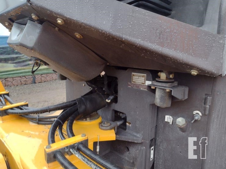 2014-volvo-sd115-image-14