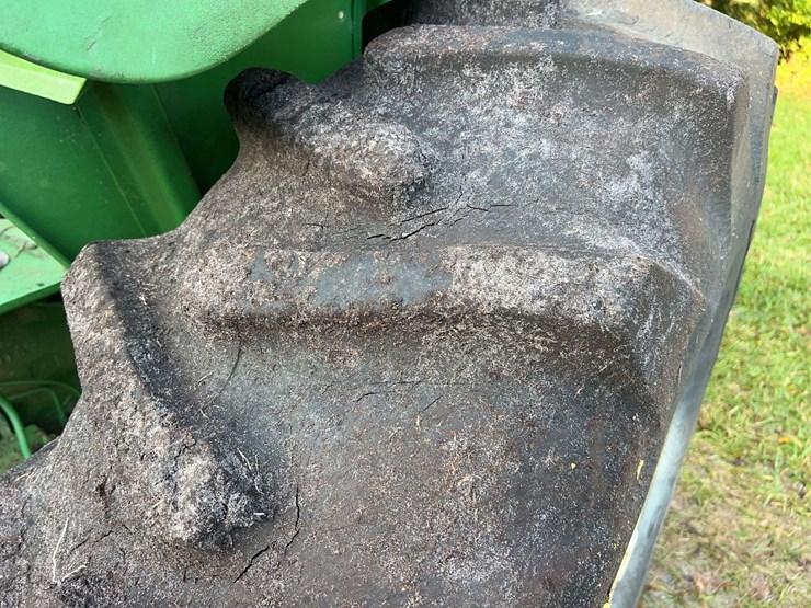 john-deere-3020-image-60