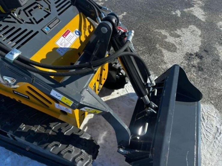 unused-2025-sdlanch-sdll60-skid-steer-image-14