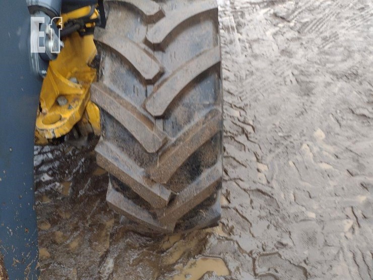 2019-deere-324l-image-19