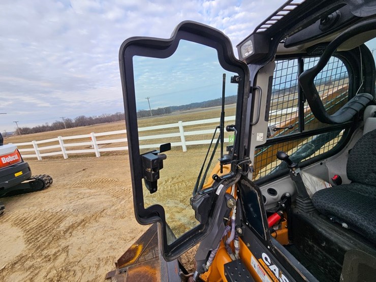 2020-case-tv450-image-23